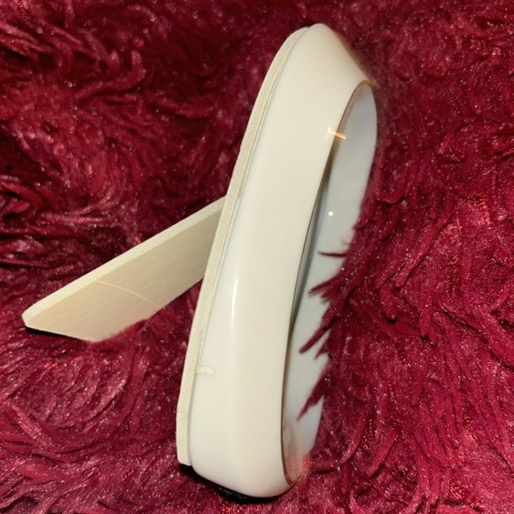 Mikasa Luxe Fine Porcelain minimalist picture frame - Picture 6 of 6